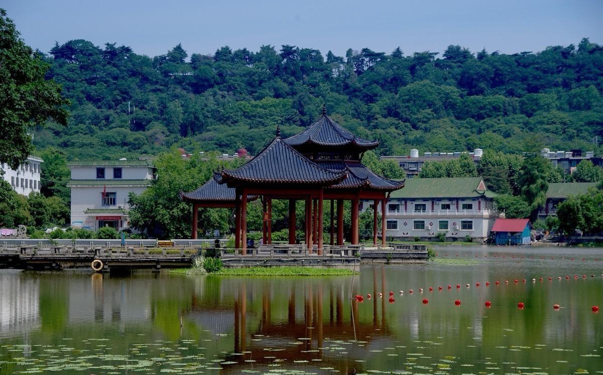 《春风袅娜·沔州春月遣怀》●龙翔宇(刘立荣)