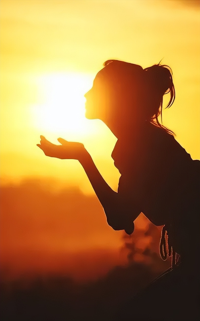 小小说:女领导背后的男人