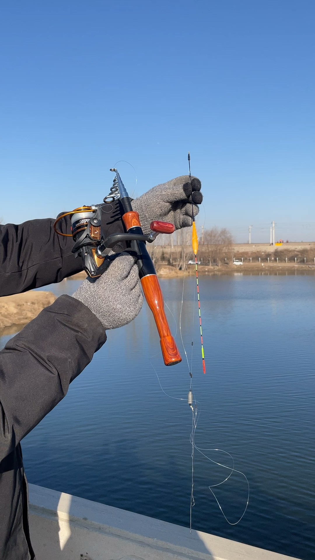 伸缩路亚滑漂钓法