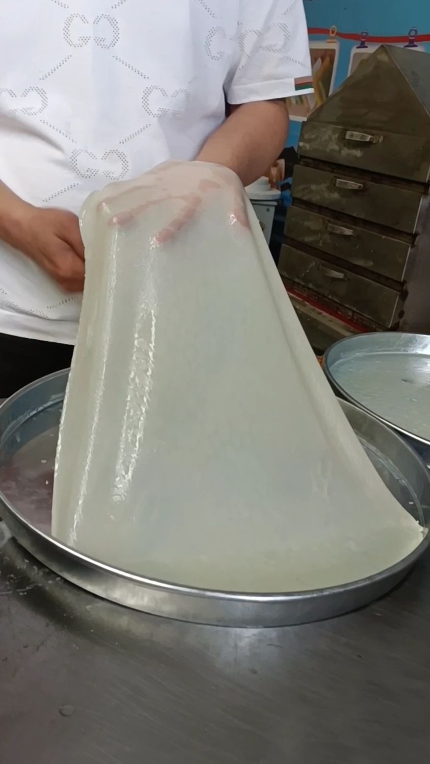 做凉皮凉皮粘锣惹人急苦苦不知啥问题您可为此曾着急凉皮机凉皮蒸箱
