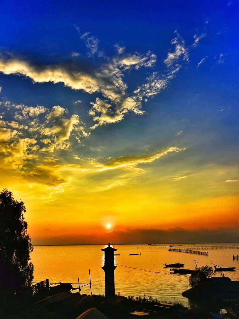 宿鸭湖位于中国河南省驻马店市汝南县.