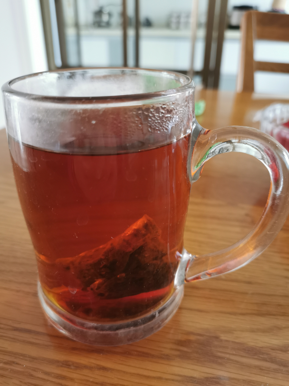 今天特别想喝杯红茶.