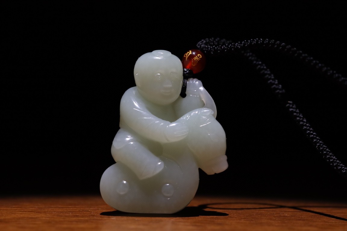 童子骑木马玉雕