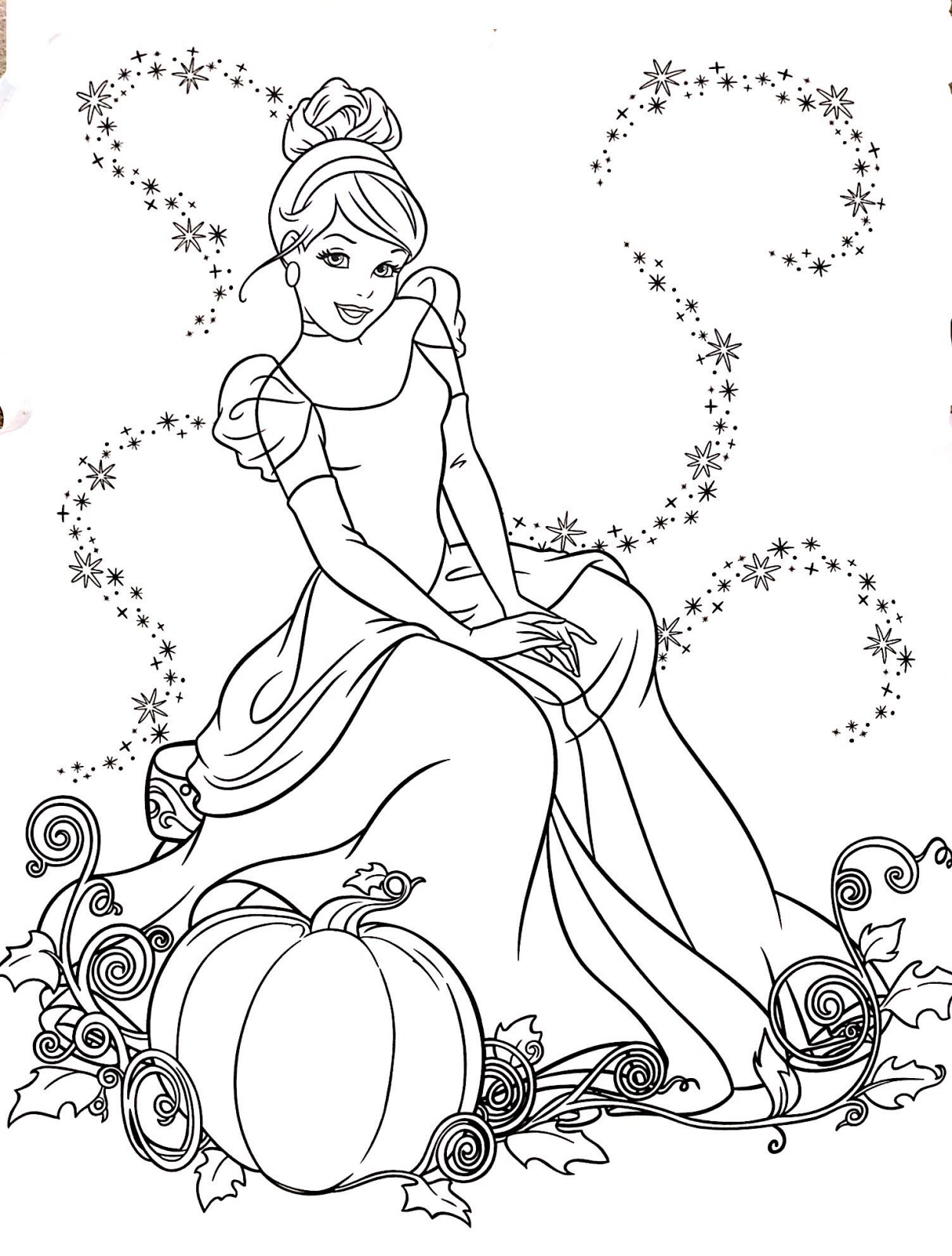 迪士尼公主线稿