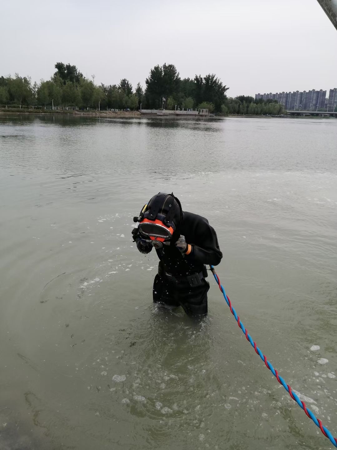 淮安市打捞队-承接各种潜水打捞服务