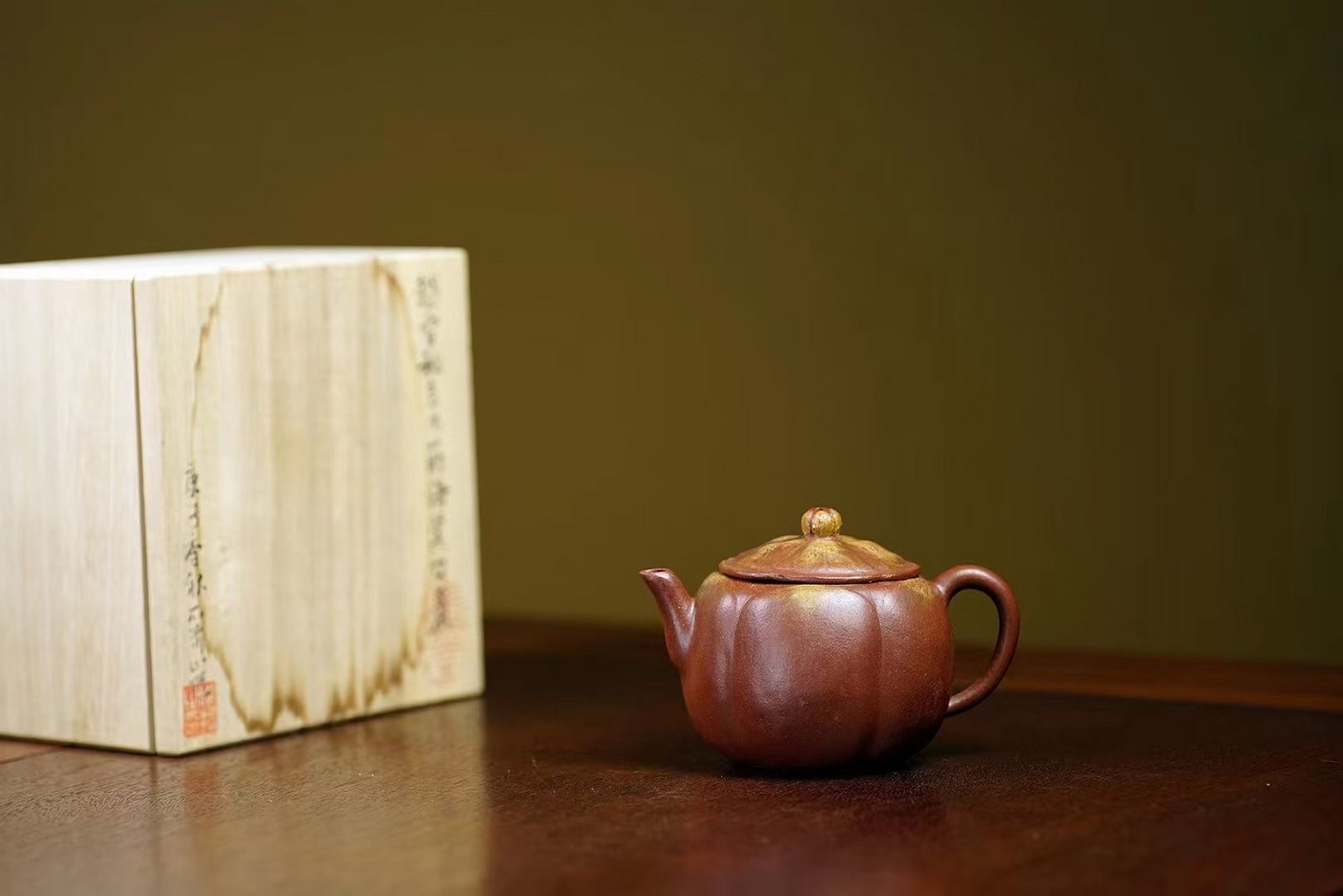 陆婷 全手原创作品 玉兰疏香 120cc,手中宝藏小壶 玩味十足#紫砂壶