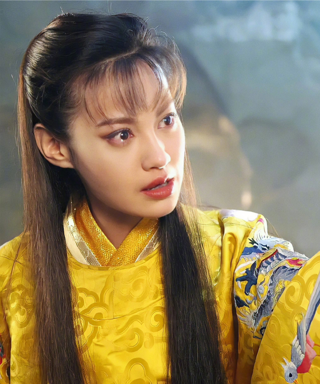 江玉燕的妆这么纯,也不影响我怕她[嘻嘻][嘻嘻]