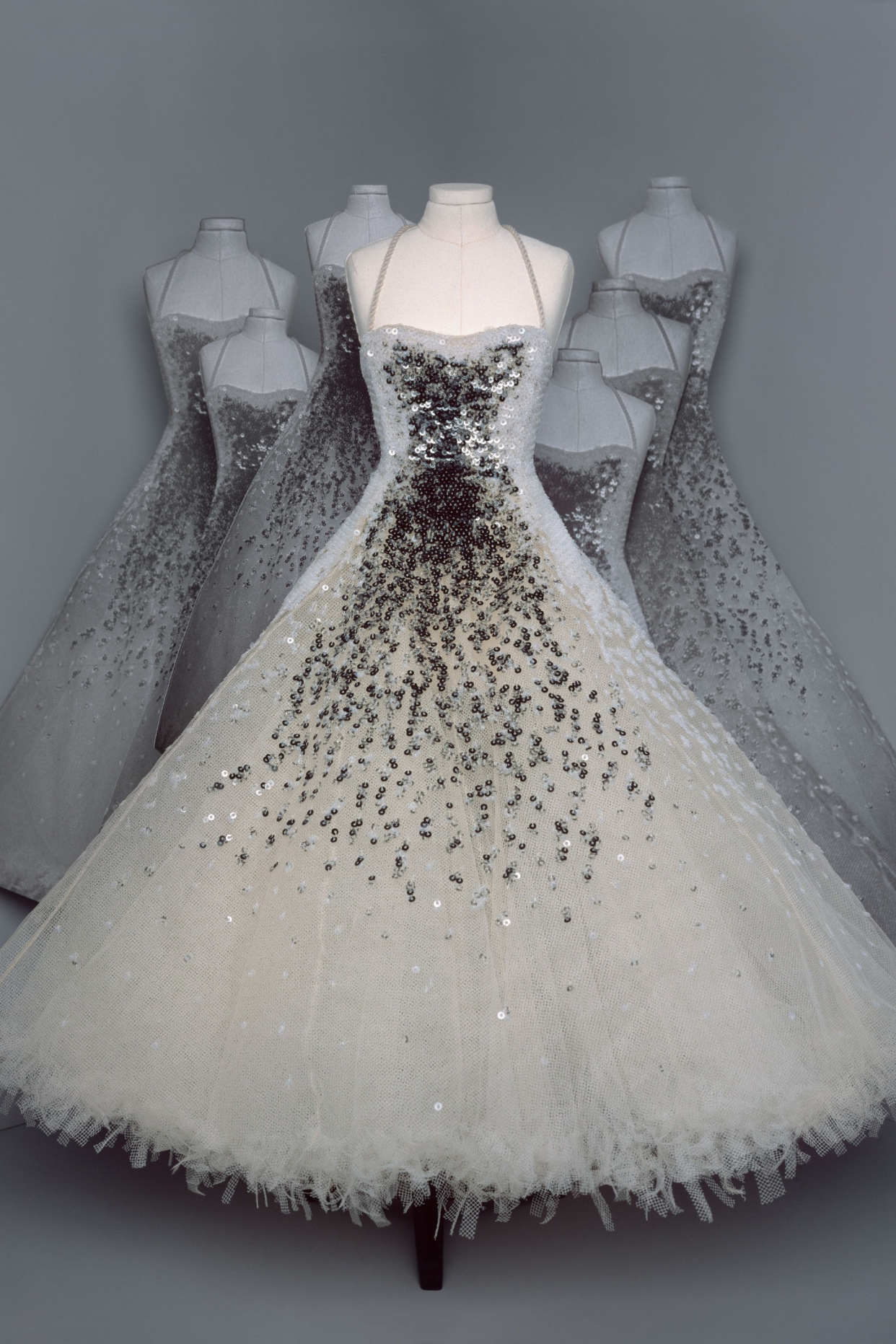 巴黎时装周christian dior fall couture 2020高定服装,处处精致