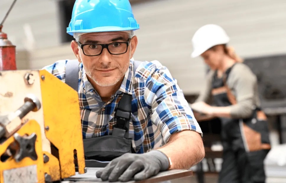 中国要效仿德国化教育:重视技工,让蓝领职业受宠