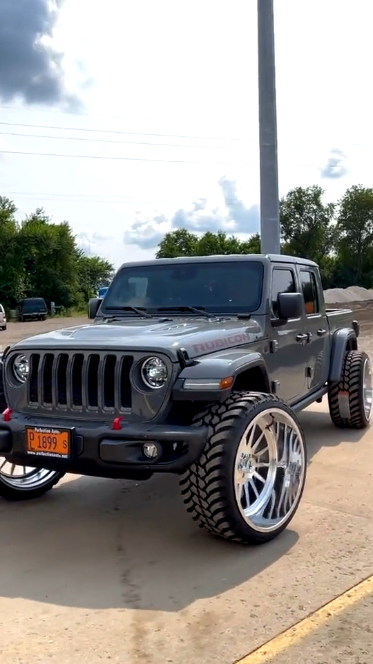 jeep角斗士皮卡,这颜值符合你的气质不