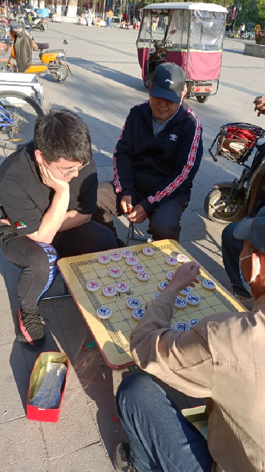 涿州范阳公园象棋大师挑战赛