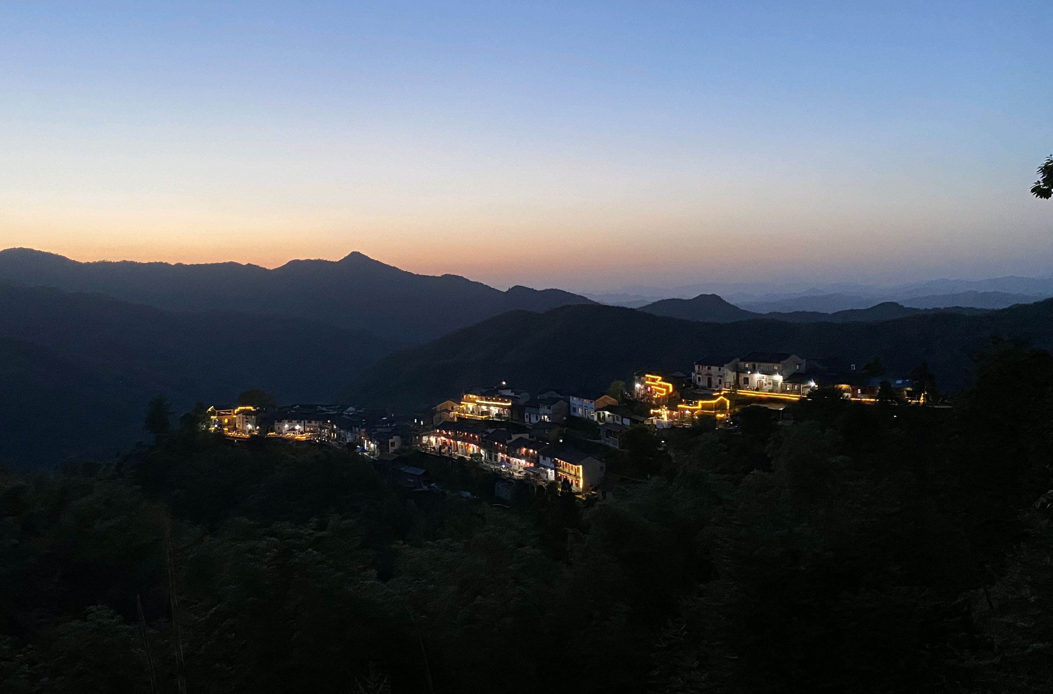 五一小众之:云上村落木梨硔,这里不通公路,可看日出,赏日落