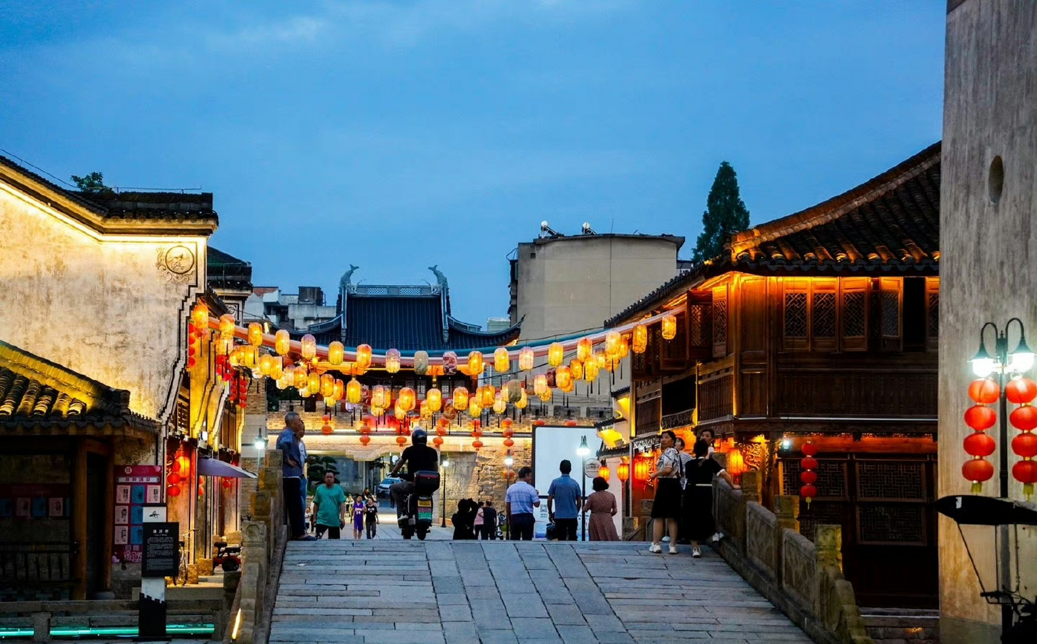 富阳新登古城 2021年度浙江考古重要发现 古城墙环城而筑 有1700多米