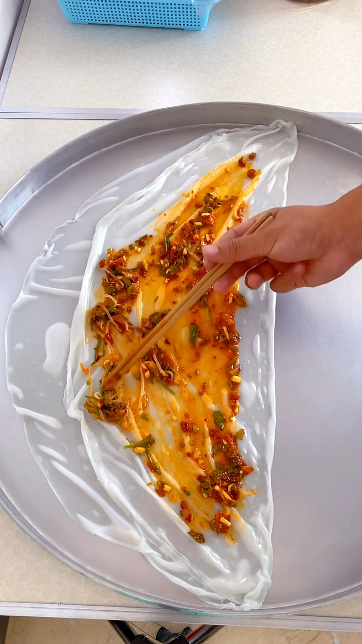 估计那个说一口气能吃5个裹卷粉的老铁-度小视