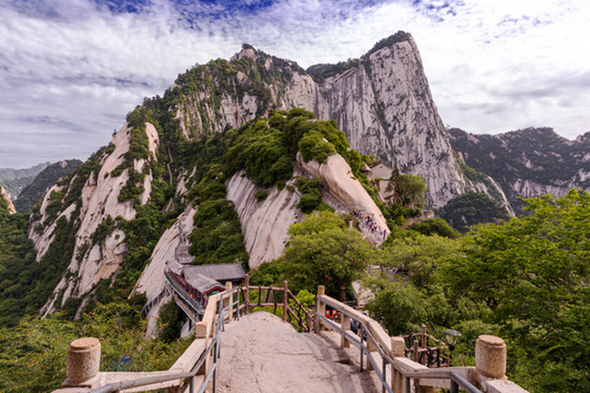 华山北峰顶图片