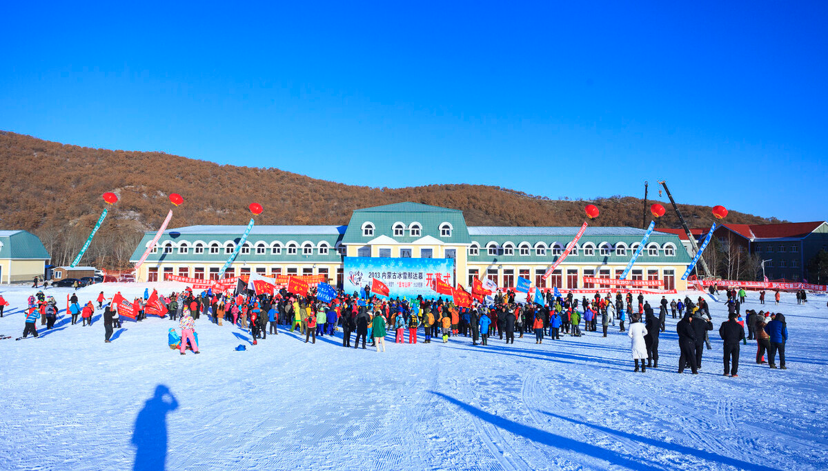 冬天已经来临很久啦!国内的十二个优质滑雪场推荐,快去体验吧!