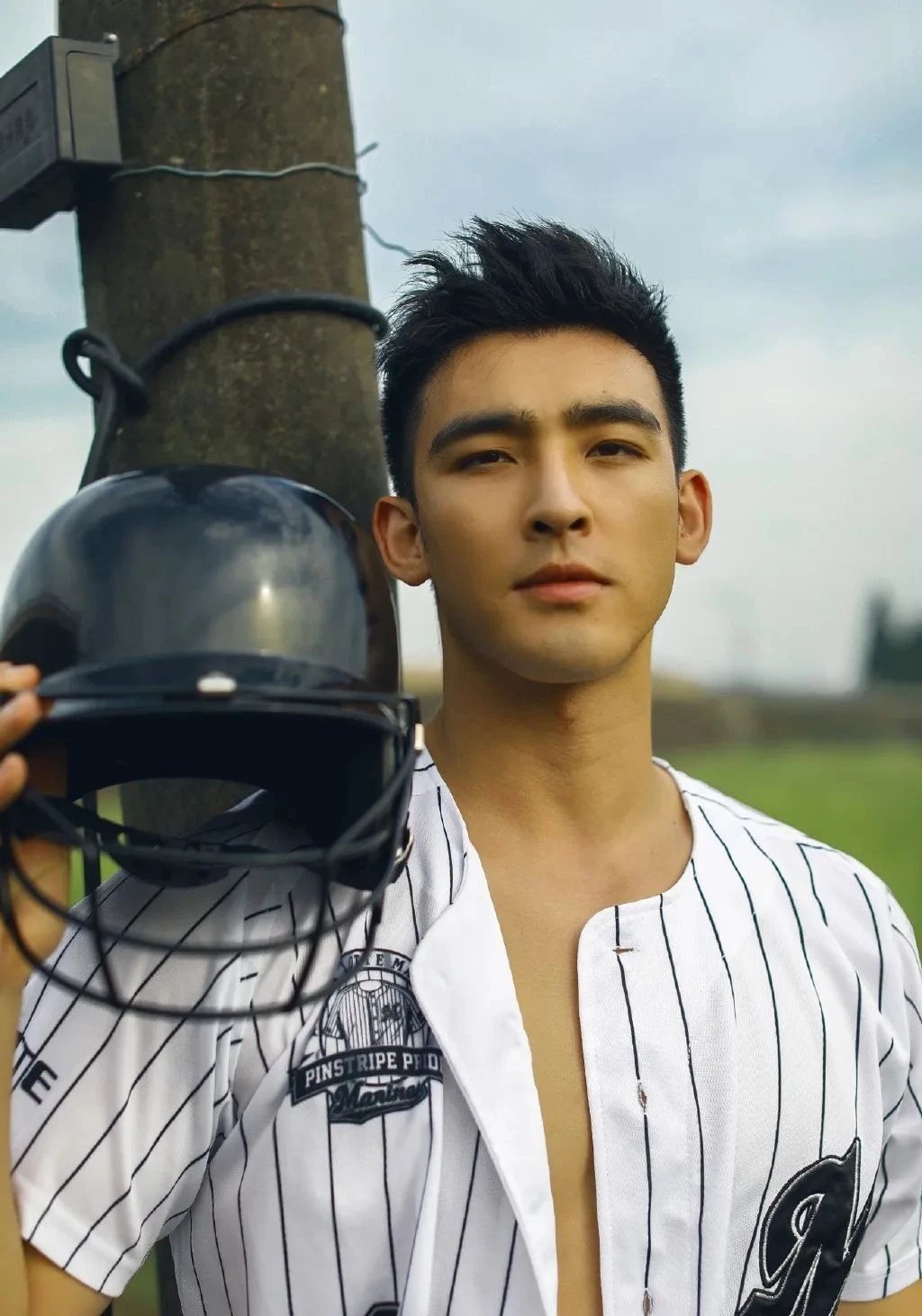 肌肉帅哥毛若懿变身棒球运动员,这身材爱了