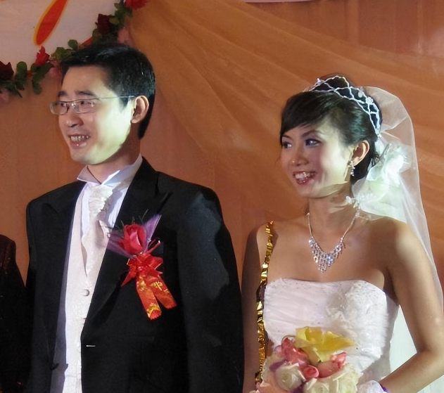 曾经《今日关注》一姐李静雯:在顶流时期退出,回来已被节目遗弃