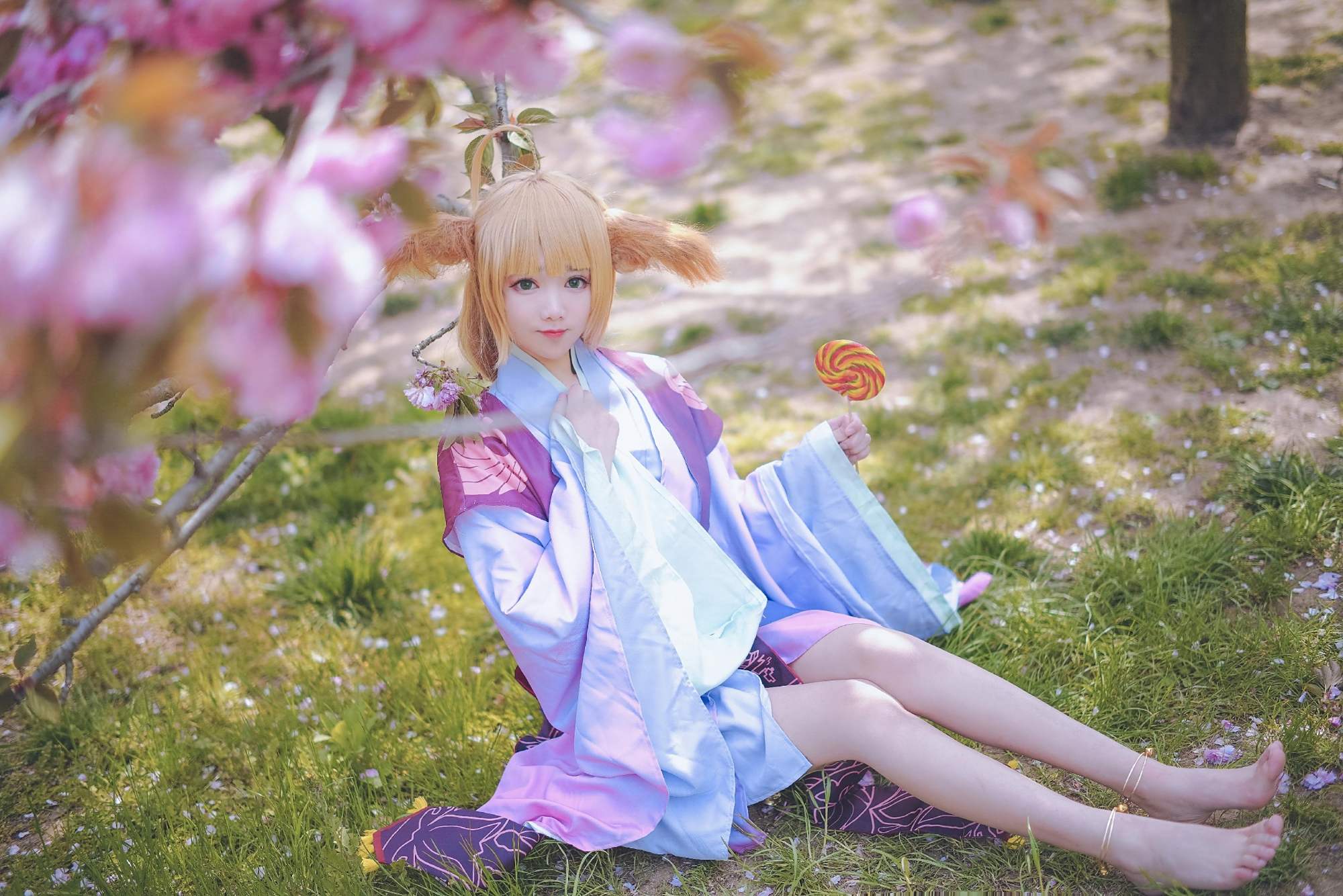 「狐妖小红娘」涂山苏苏cos:和我做朋友的话,就给你一颗棒棒糖