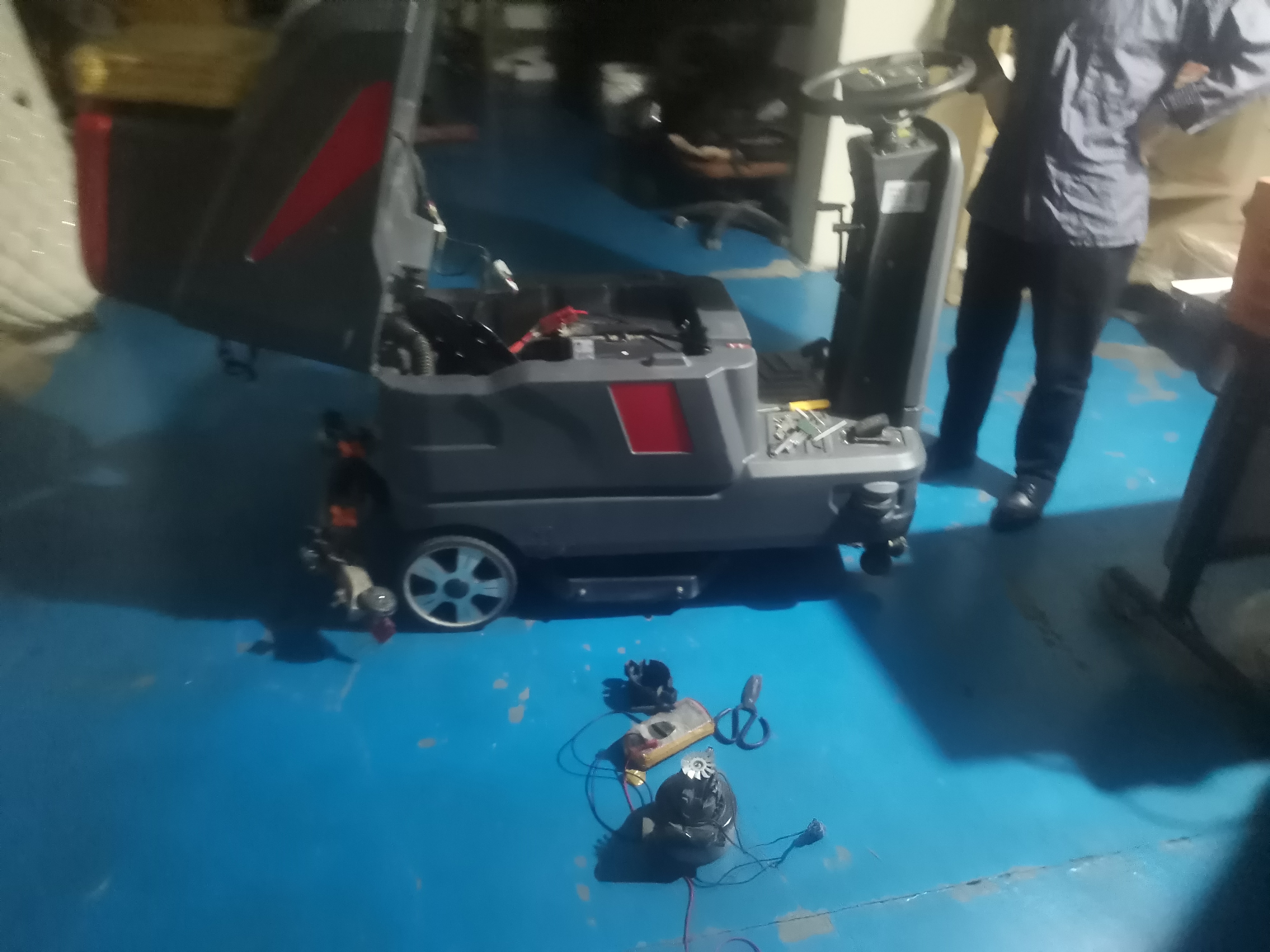 山西大同本地洗地机观光车维修售后