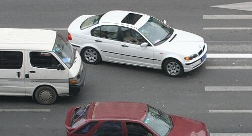 恶意别车:一种危险的行为,我们需要共同抵制!