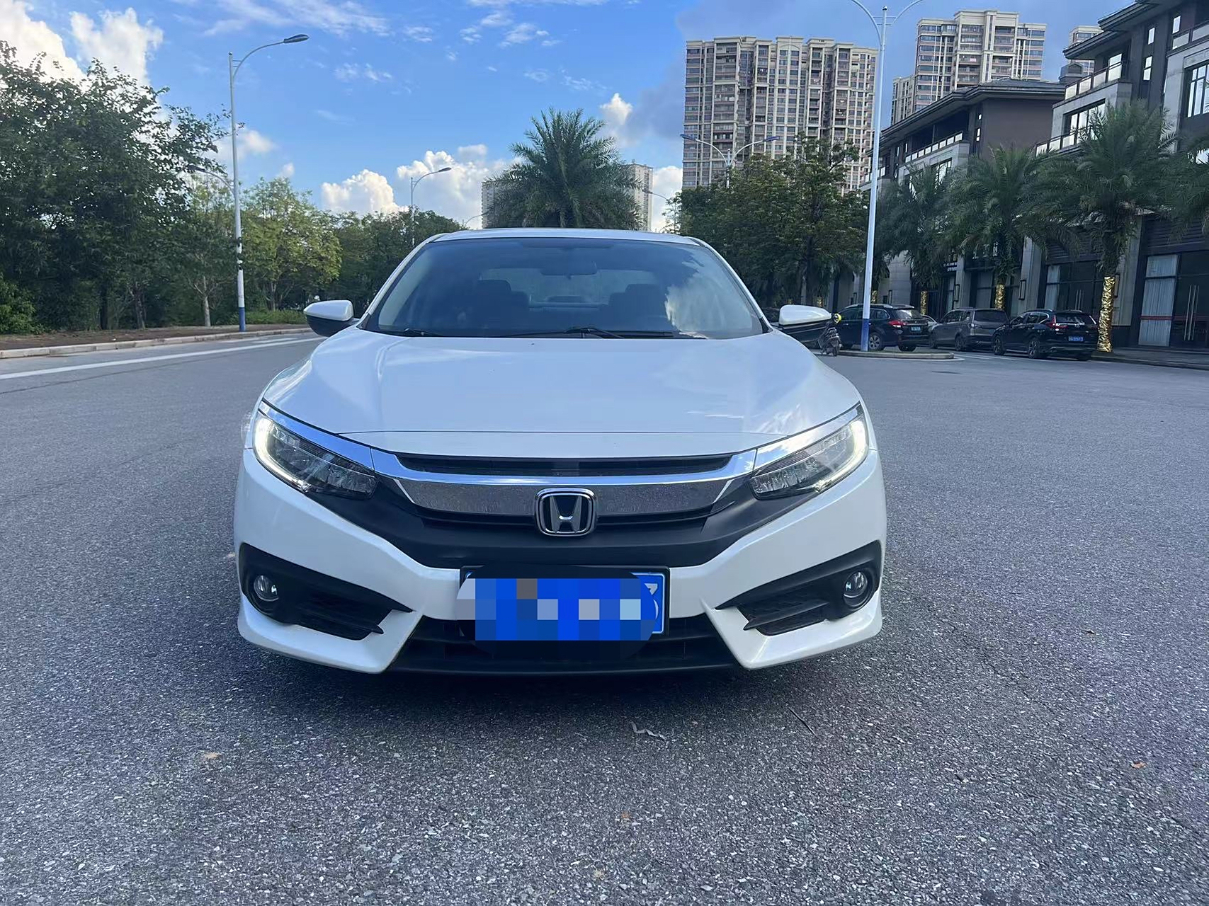 2017年上牌,第十代东风本田思域尊贵版1.