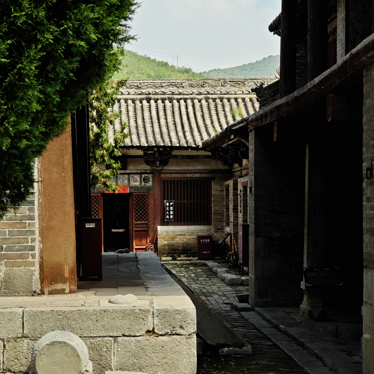 平顺东河九天圣母庙 九天圣母庙,位于山西省长治市平顺县北社乡东河村