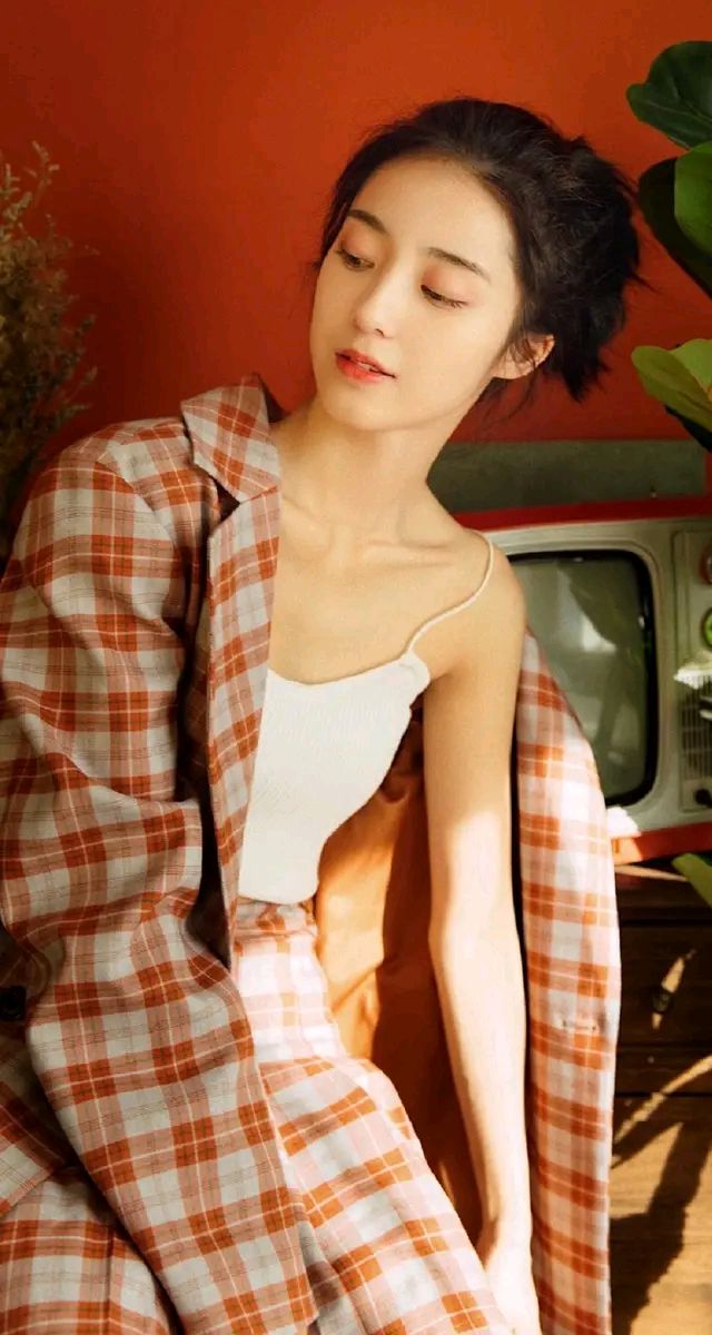 万鹏精美壁纸:优雅唯美,甜美清新!