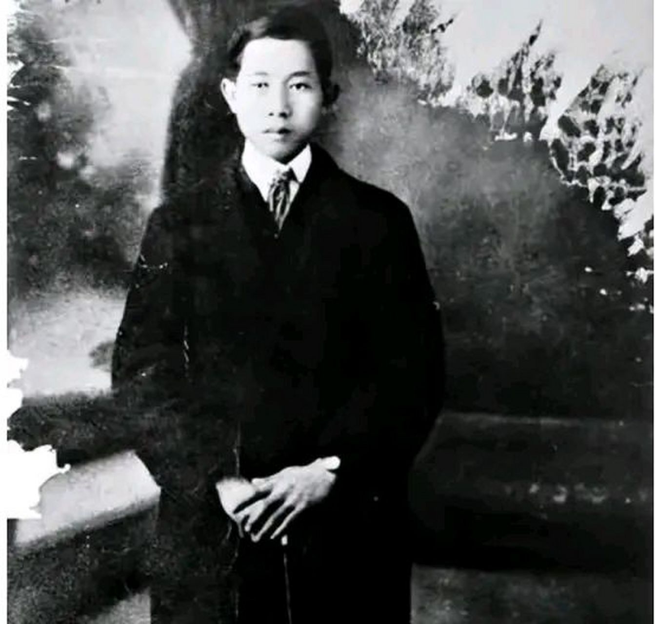 1935年,张唯一不幸被捕,但是与他单线联系的韩慧英却并不知道这个消息
