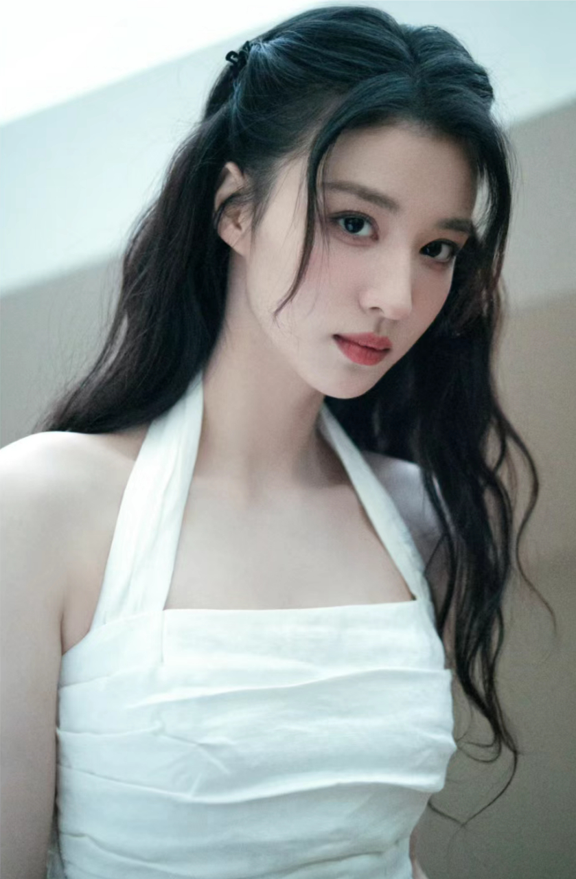 神仙颜值王楚然[比心] 好磕 好磕[温暖] #养眼美女# #王楚然