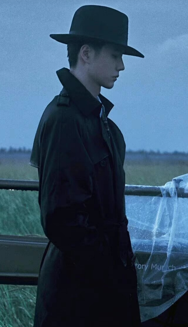 王一博的四大爱好:摩托,滑板,街舞,乐高 #王一博