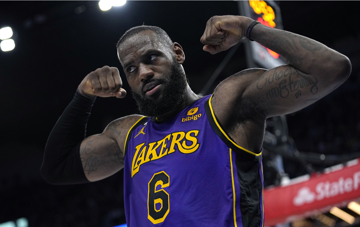 詹姆斯18 10 6 浓眉38 17 唐斯23 8 湖人力克森林狼