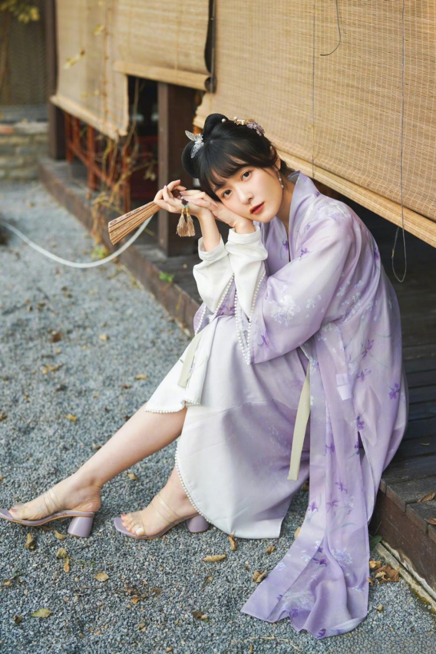 清纯美女# #美腿玉足# 徐娇 美腿玉足合集