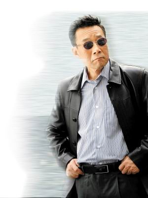 李雪健的儿子李亘:我的沧桑母亲,我的癌症父亲,我的亲情都是泪