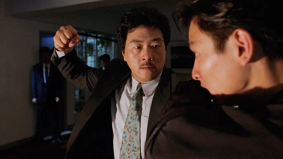 王龙威:山鸡岳父,一拳能打死一匹马的反派王,当导演捧红陈宝莲