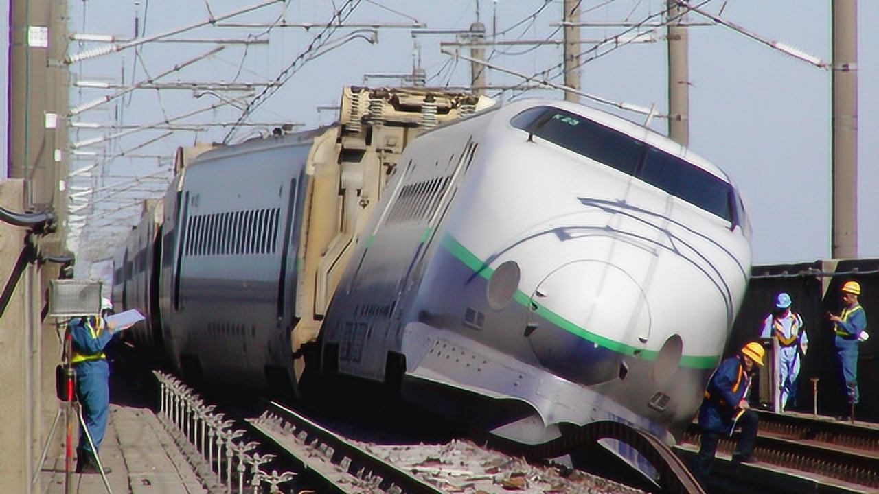 举国欢呼!印度高铁终于通车,不久却沦为国际笑柄