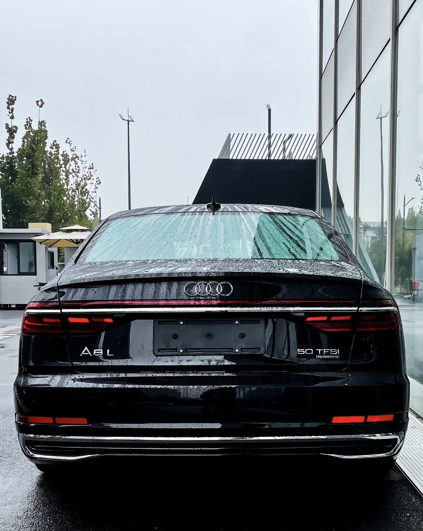 奥迪a8高清壁纸