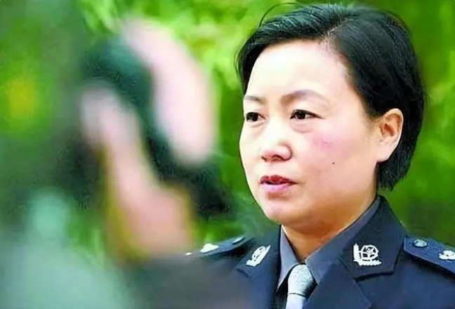 案例:深圳女局长安惠君,每晚会所点鸭子,鸭子:我真的无从下口