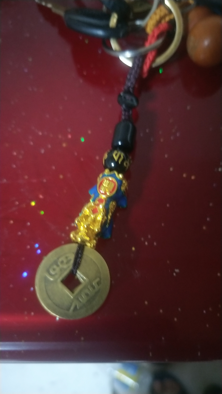 有时候就应该糊涂一点,看破不说破,现在的人交不了真心.