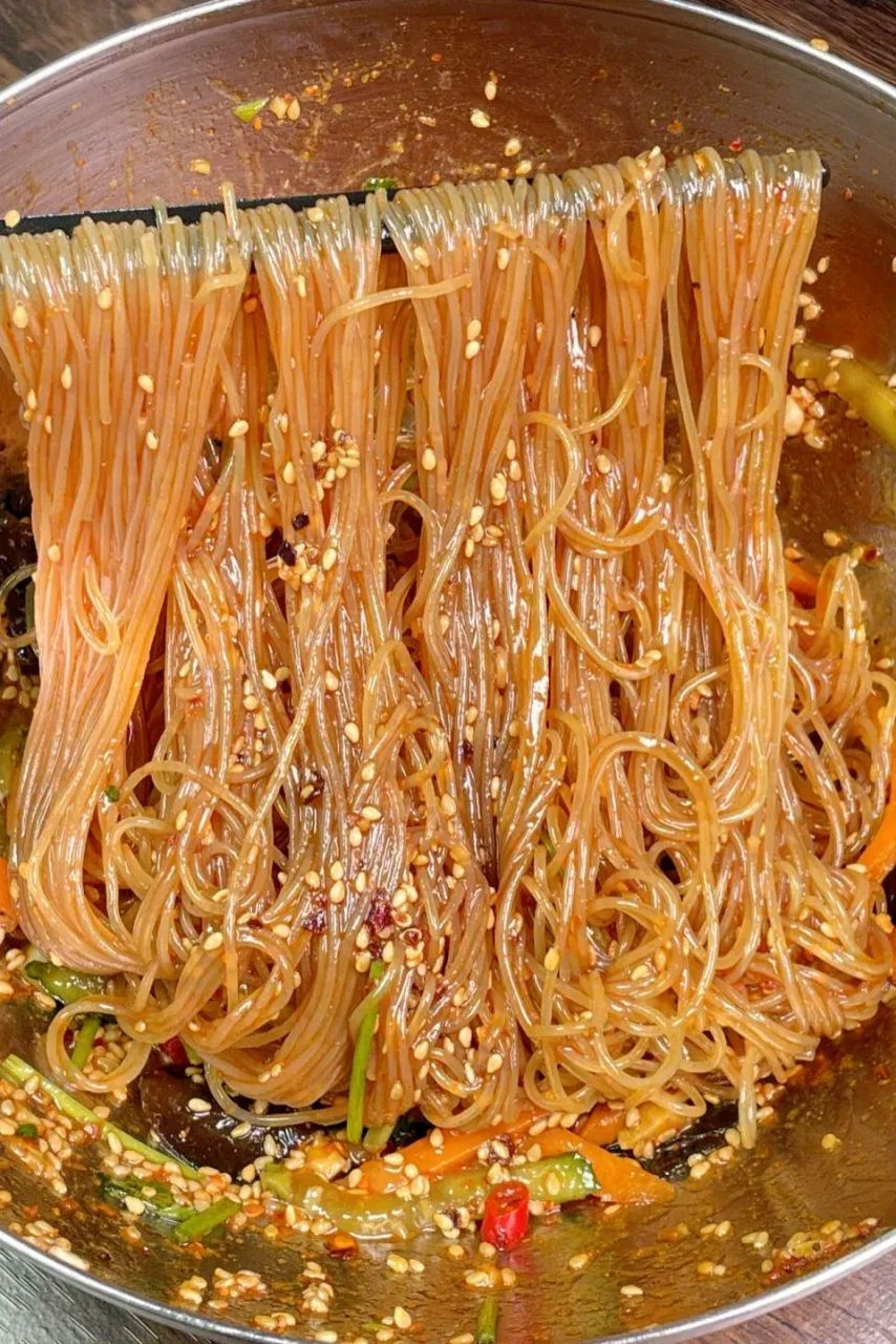 冬天就爱吃凉的,这个凉拌粉丝我能吃一辈子!