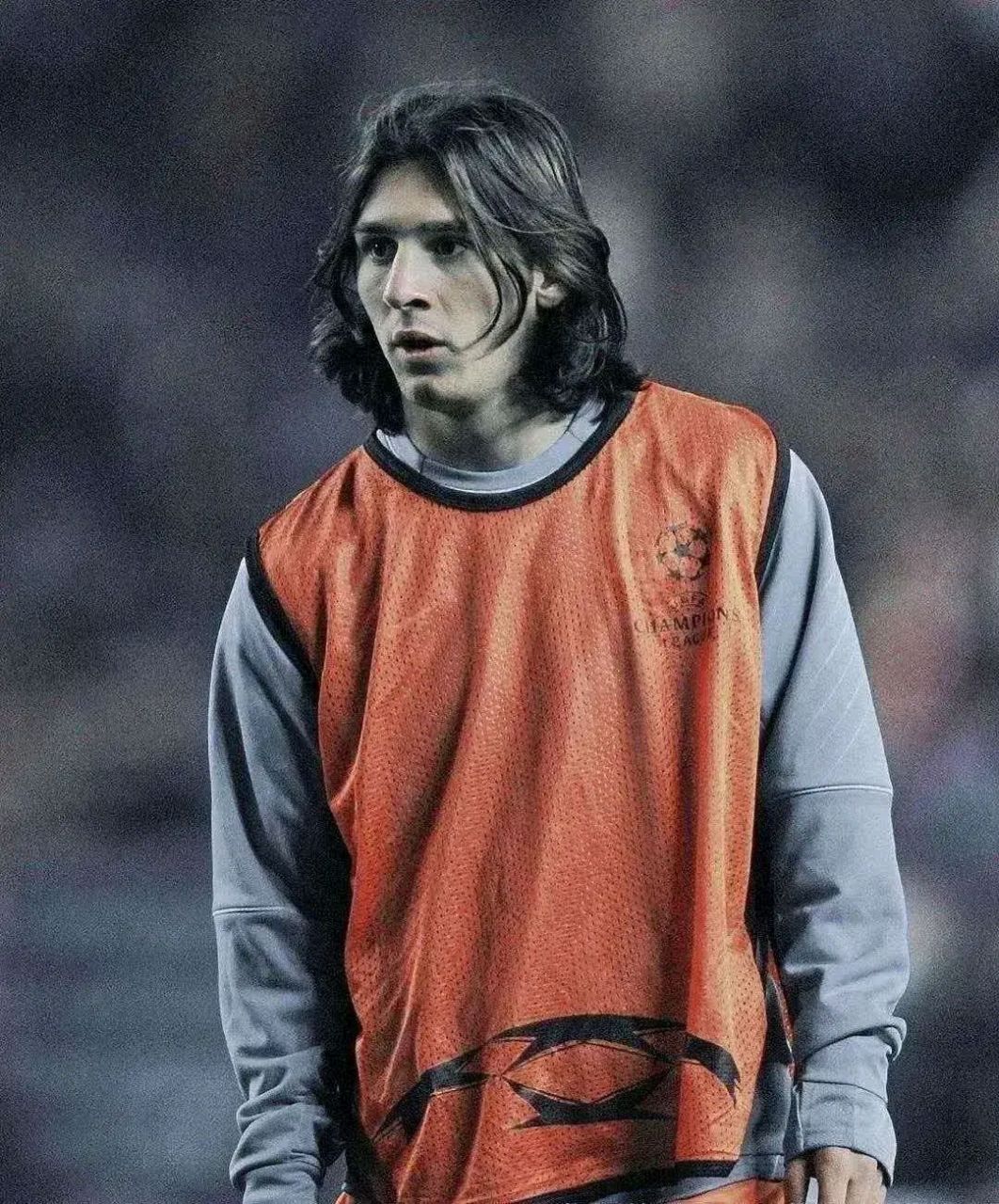 长发时的梅西就是一个足球精灵王子