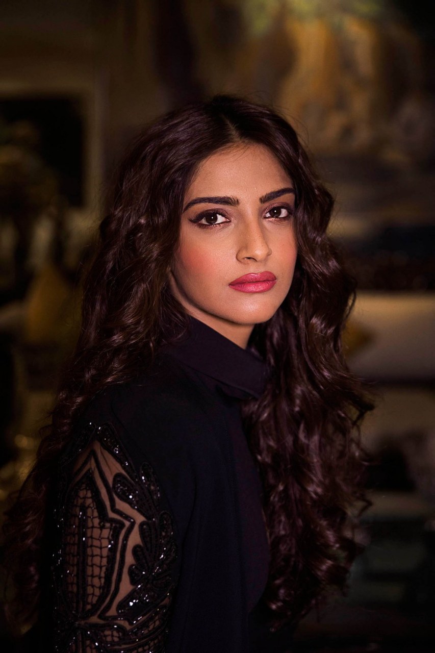 印度女星索娜姆·卡普尔(sonam kapoor).