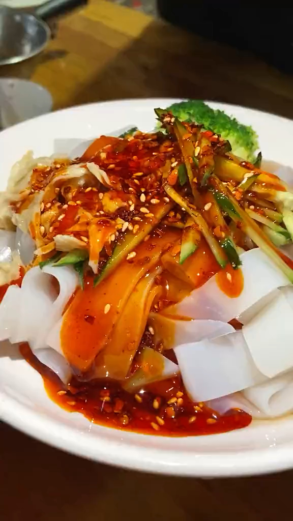 西安的红油秘制凉皮口味一绝