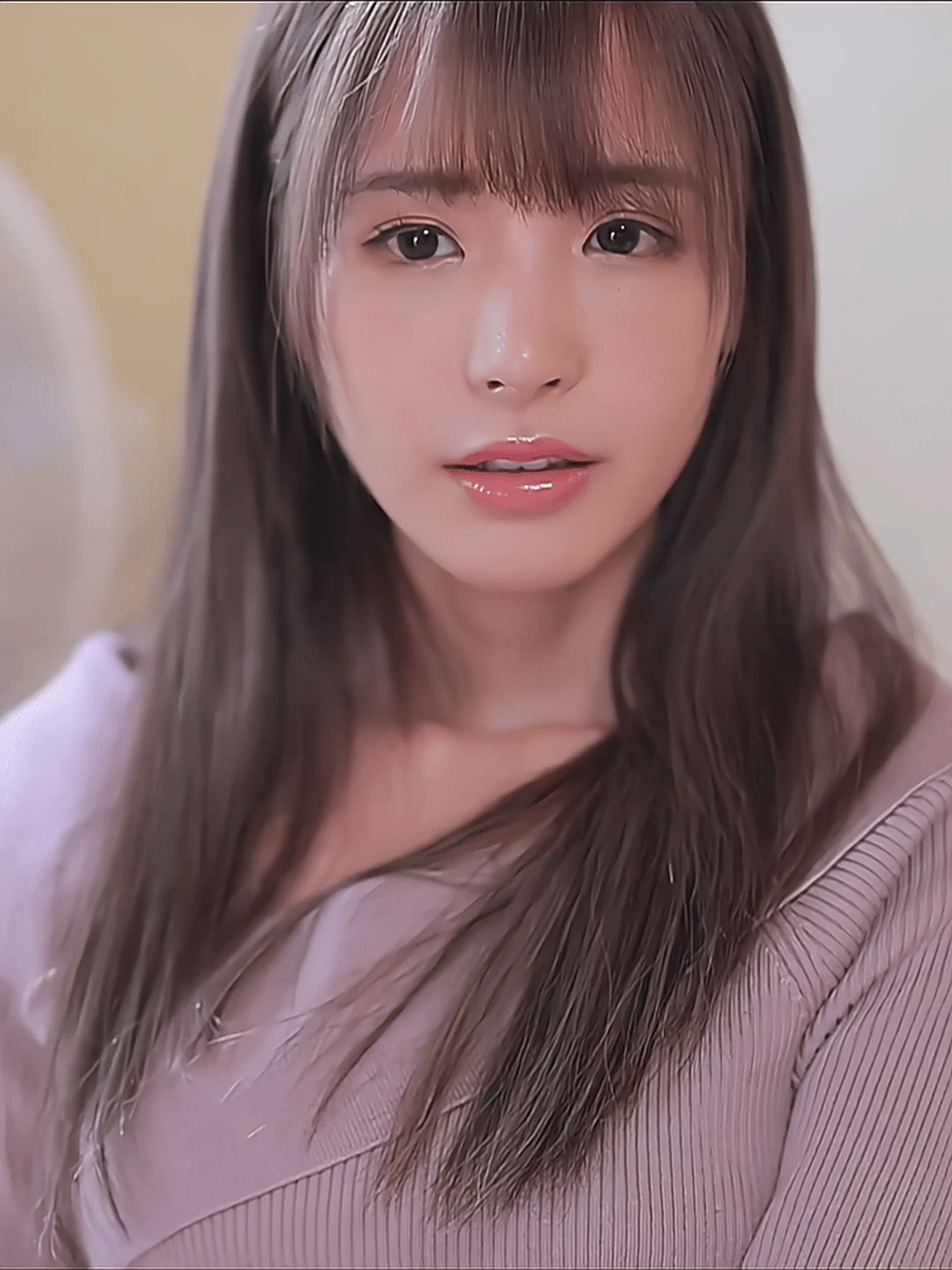 桃乃木香奈,还是以前好看,现在瘦了 ​!#桃乃木香奈# #最美的样子#