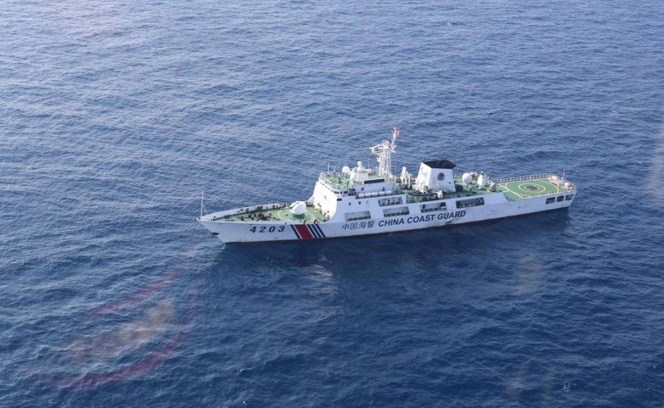 中国海警船5901号抵达仁爱礁海域,现场中国船只已达三十余艘
