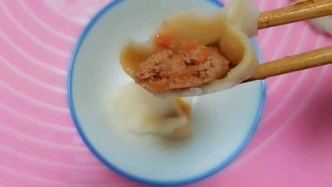 牛肉胡萝卜馅饺子,鲜美多汁,太好吃了