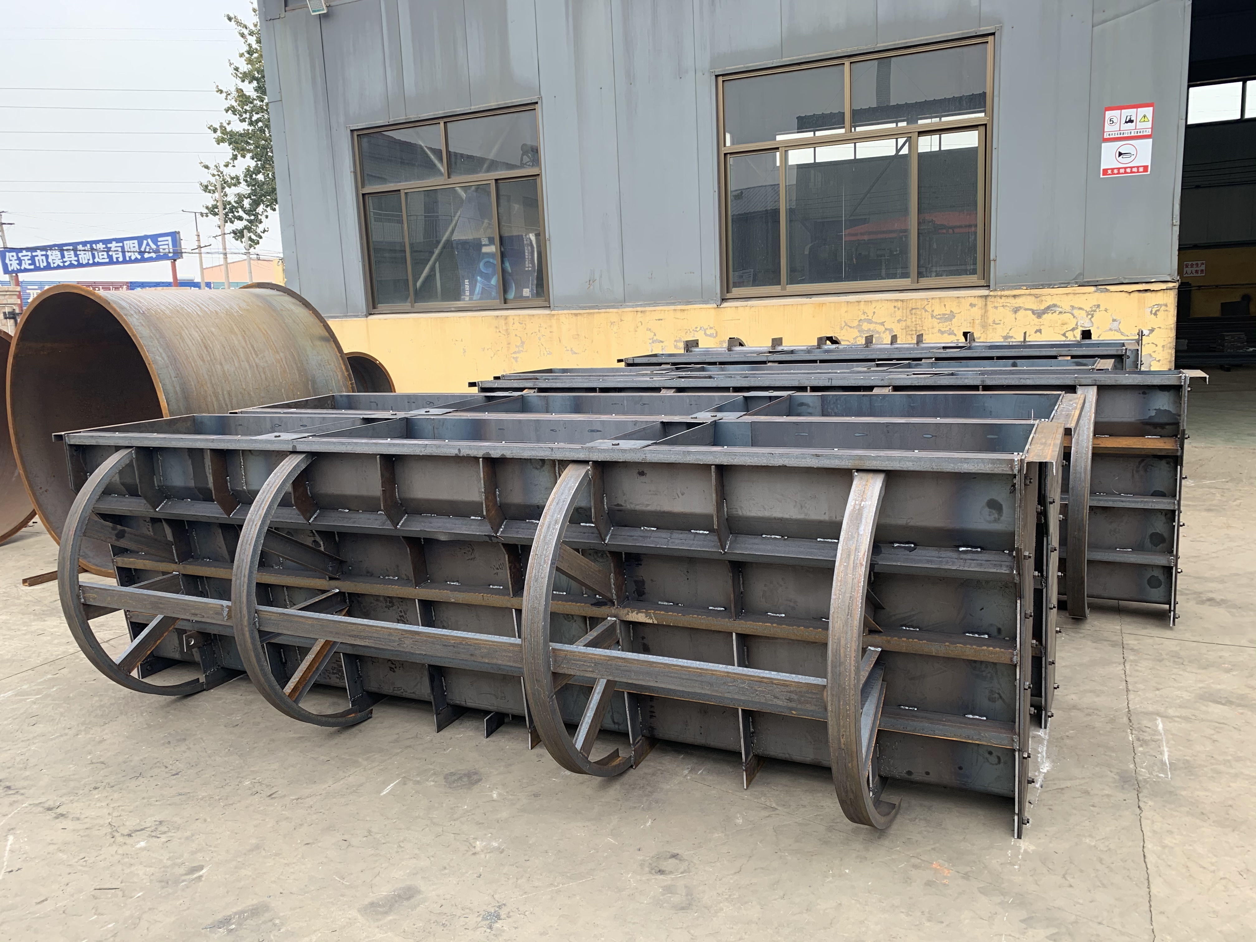 隔离墩模具使用寿命,隔离墩模具,新泽西护栏模具