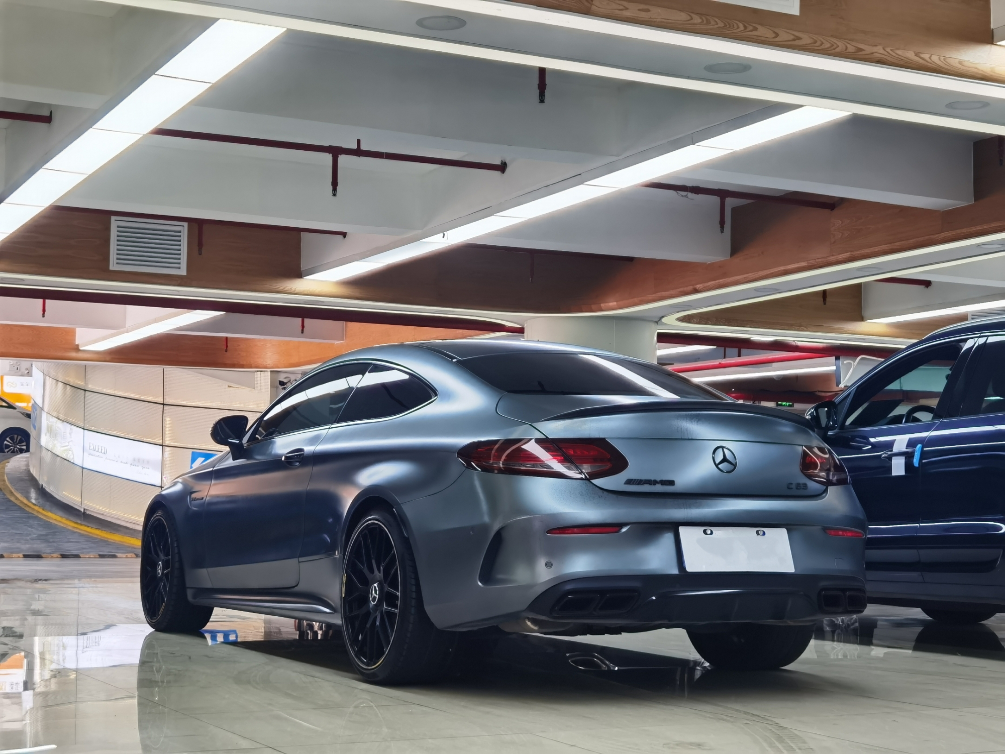 18年奔驰 amg c63 coupe