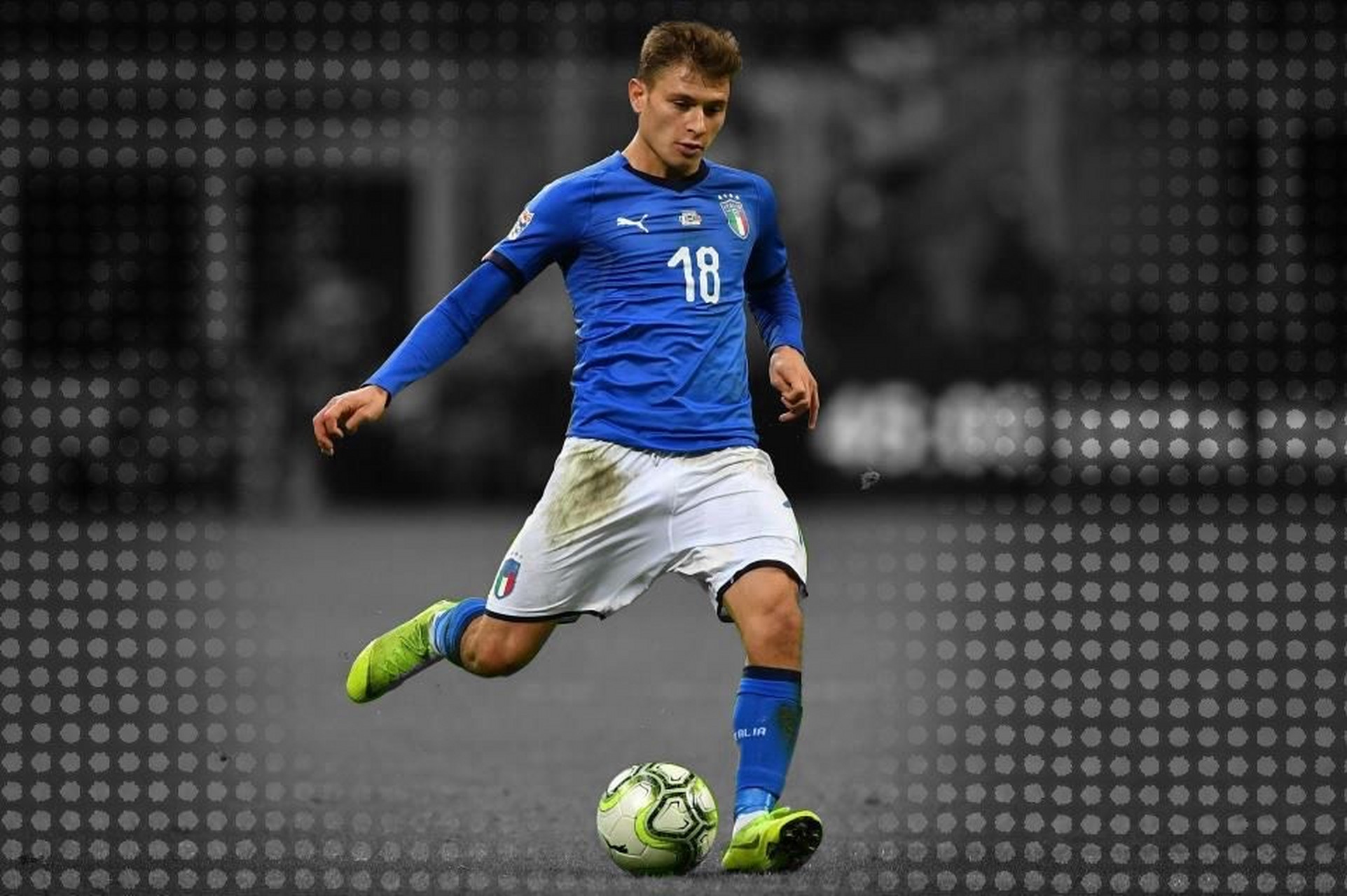 国际米兰本赛季重夺意甲冠军,意大利中场巴雷拉绝对是主力功臣之一.