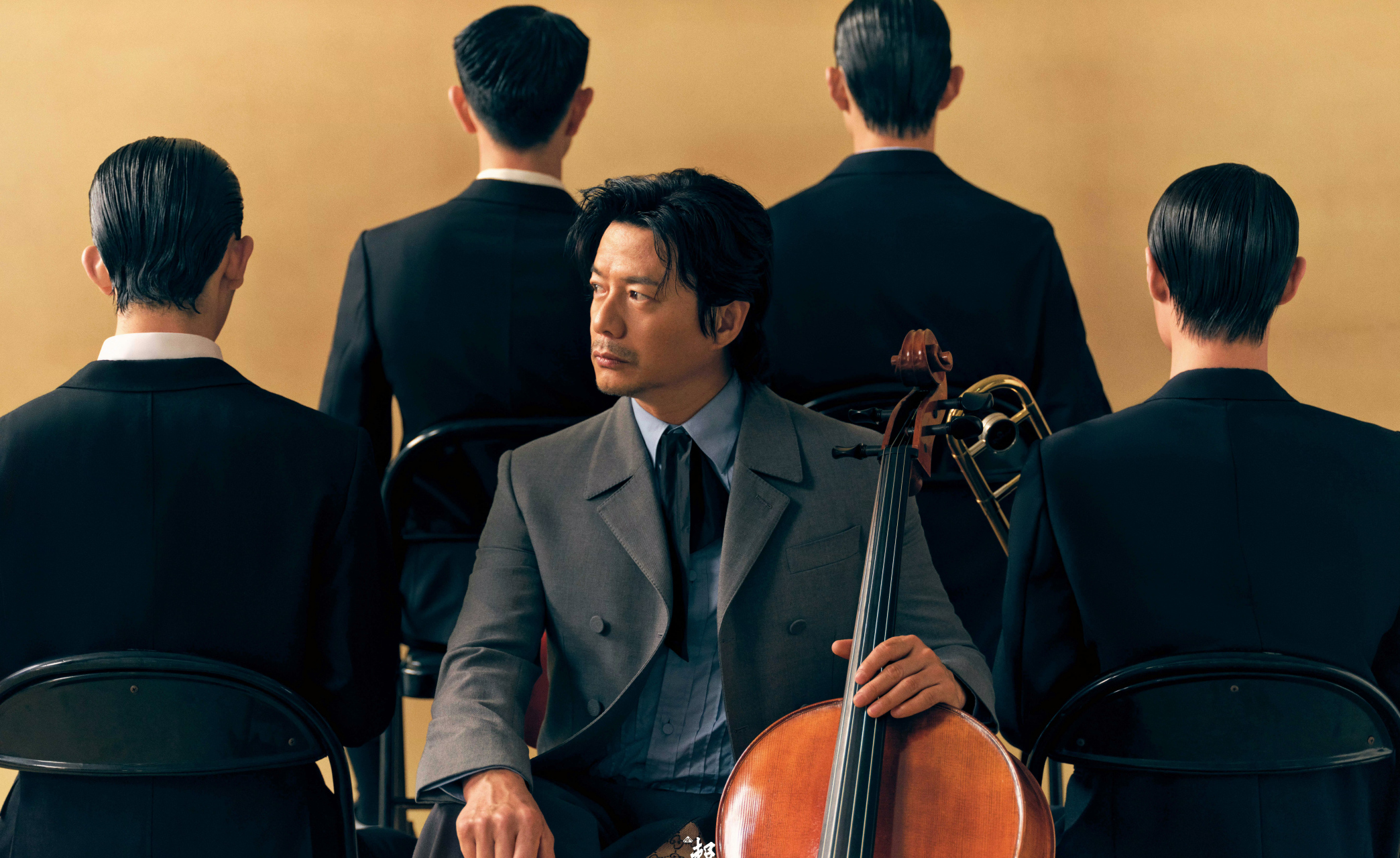 段奕宏新的写真好帅,很有一种韩国欧巴的味道. #段奕宏